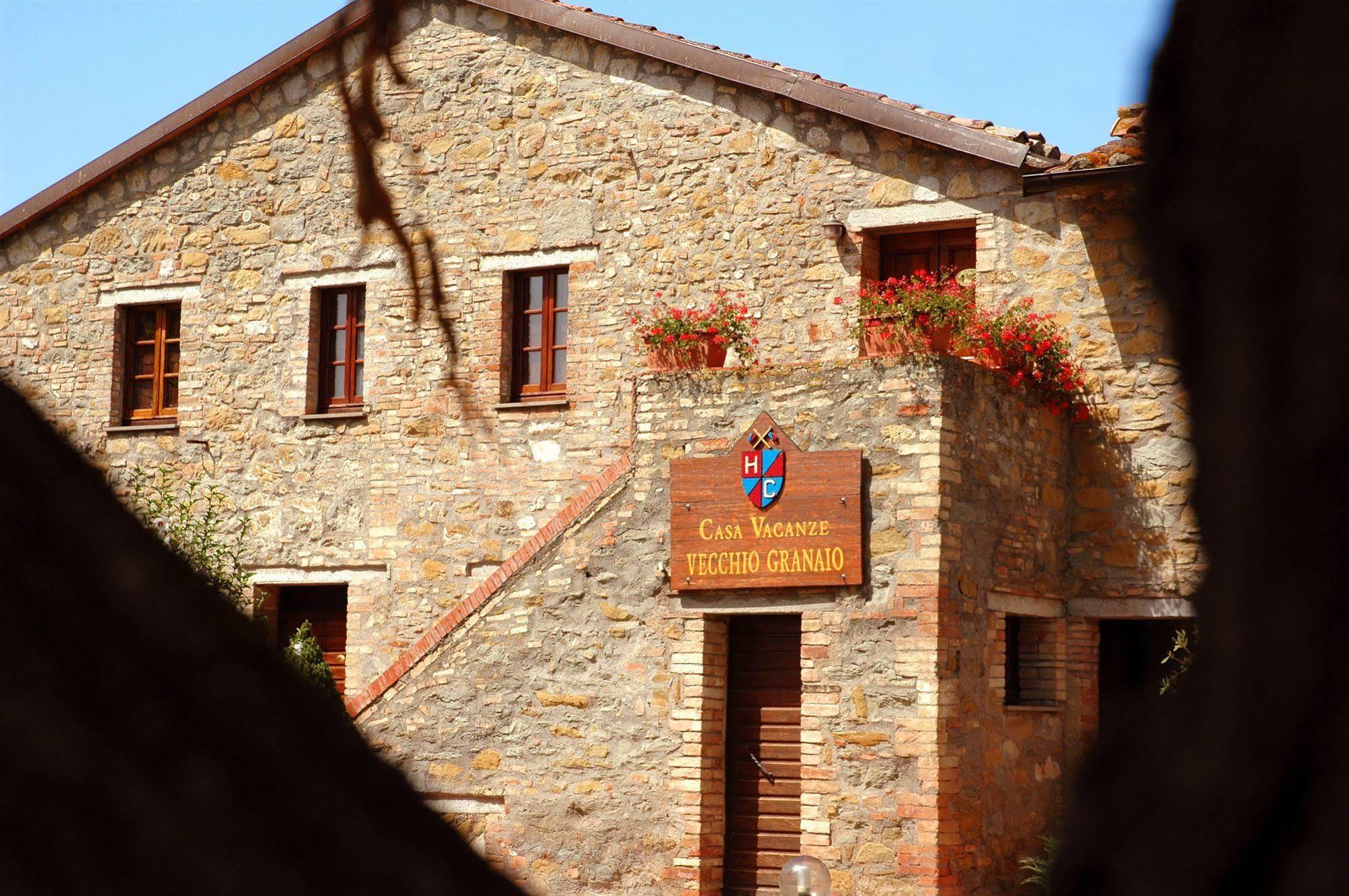 Casa Vacanze Vecchio Granaio Hostal Magione Exterior foto